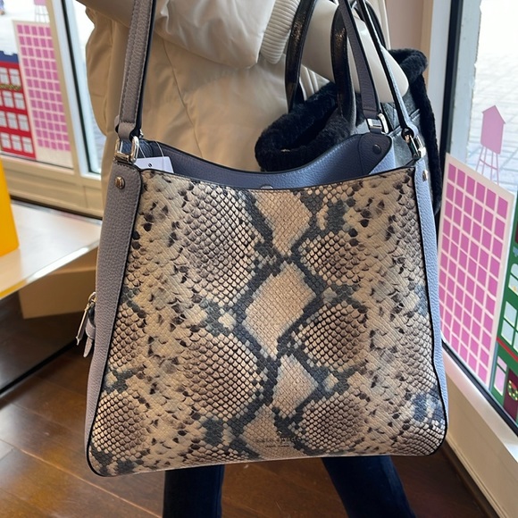 Kate Spade Leila Medium Triple Compartment Shoulder Tote
snake embossed
NWT - Picture 5 of 16